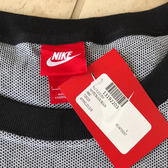 Nike Crew Rally Top - Picture 9 of 16